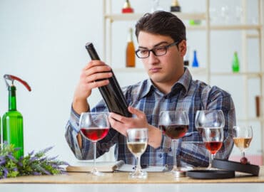 Wein trocken oder lieblich: Weintester probiert Rotwein